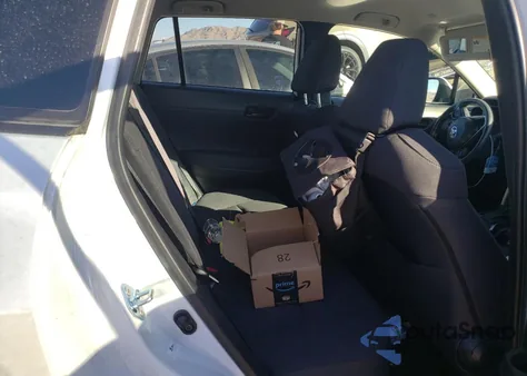 2023 Toyota Corolla Cross Le z USA, uszkodzony, nr VIN 7MUCAAAG3PV047290